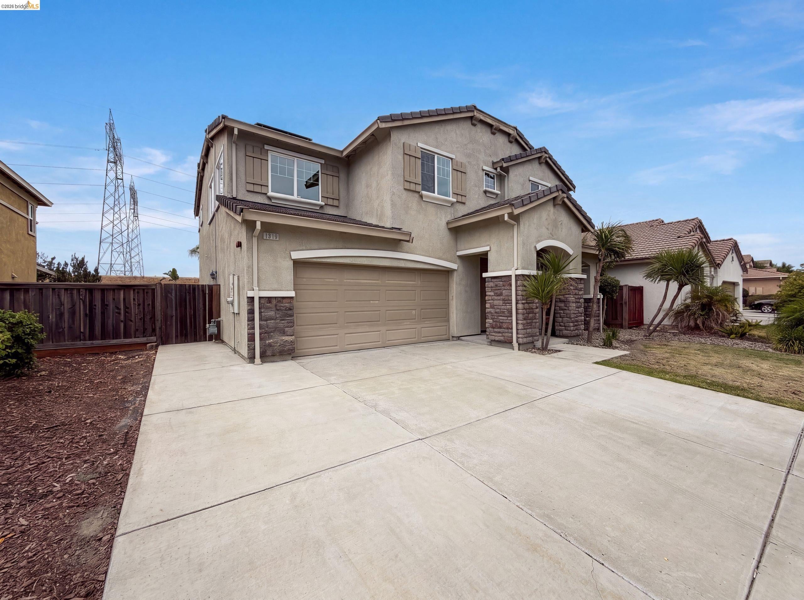 1519 Sycamore Dr — photo