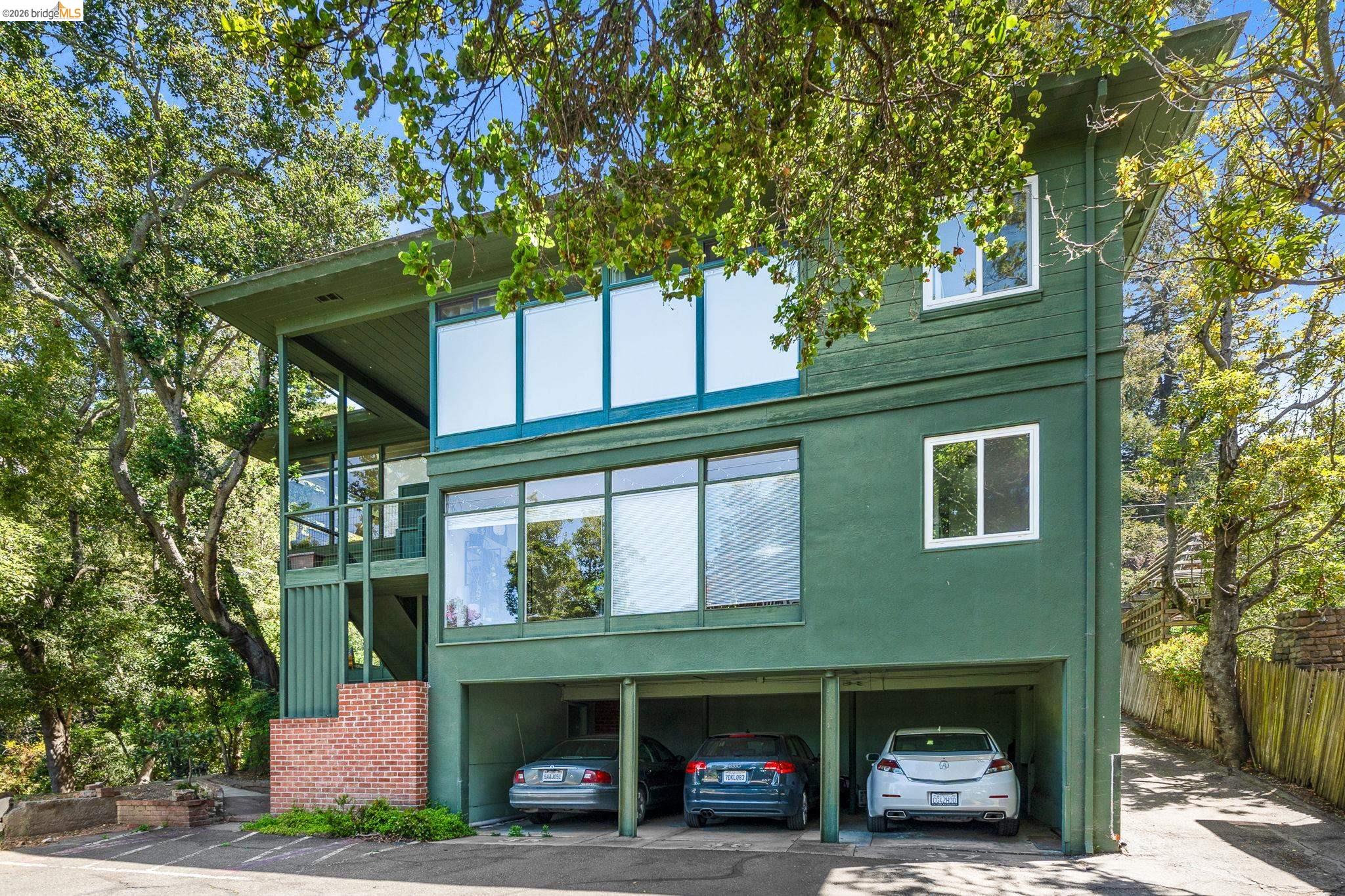 1730 Highland Pl — photo