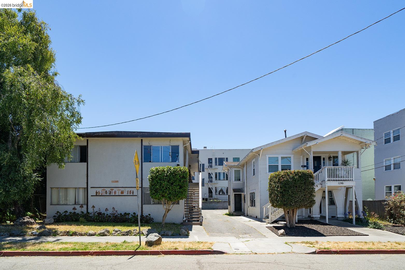 1246 Berkeley Way — photo