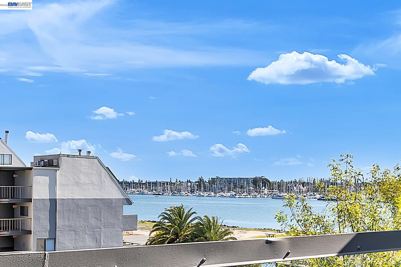 7 Embarcadero — photo