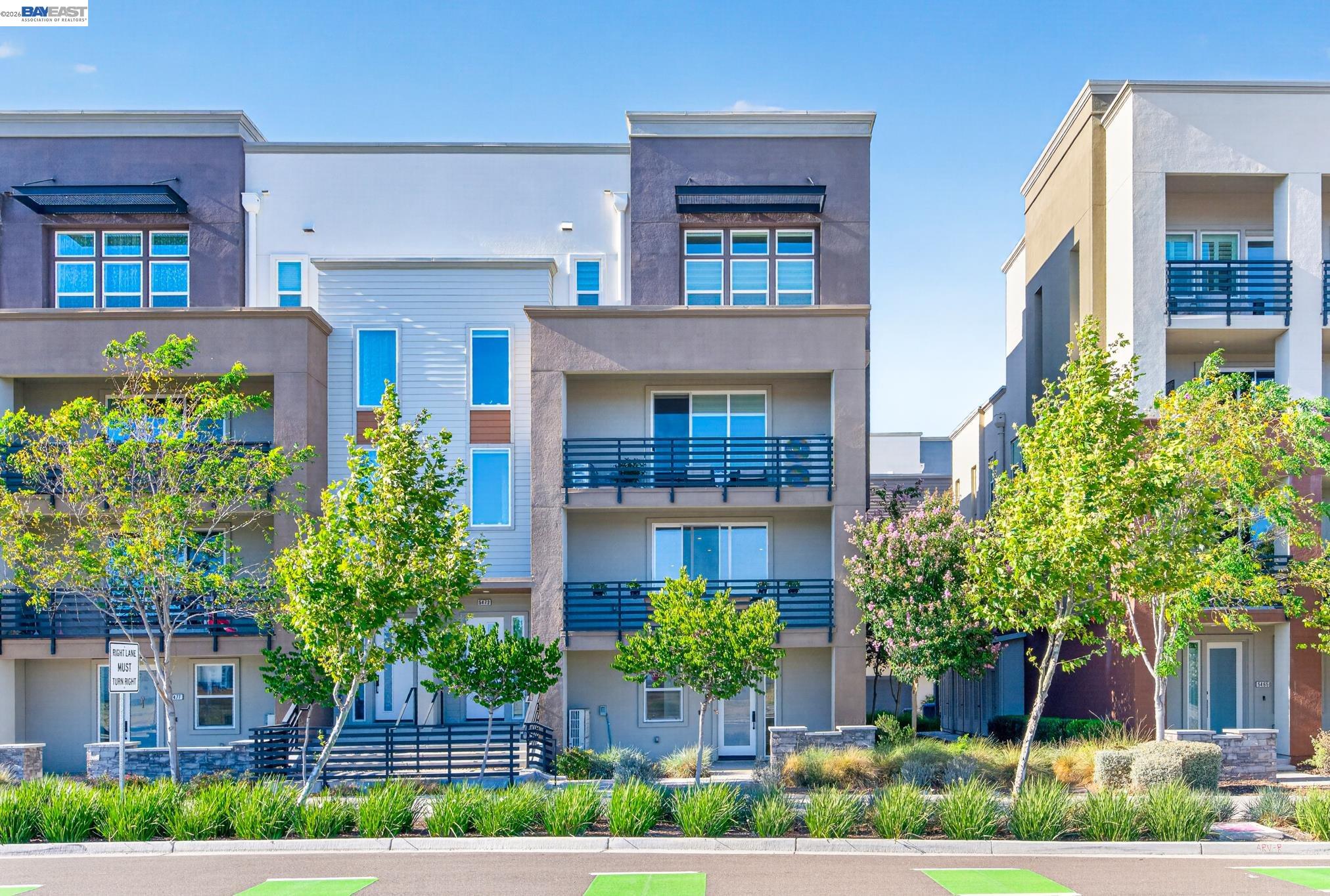 5471 Dublin Blvd — photo
