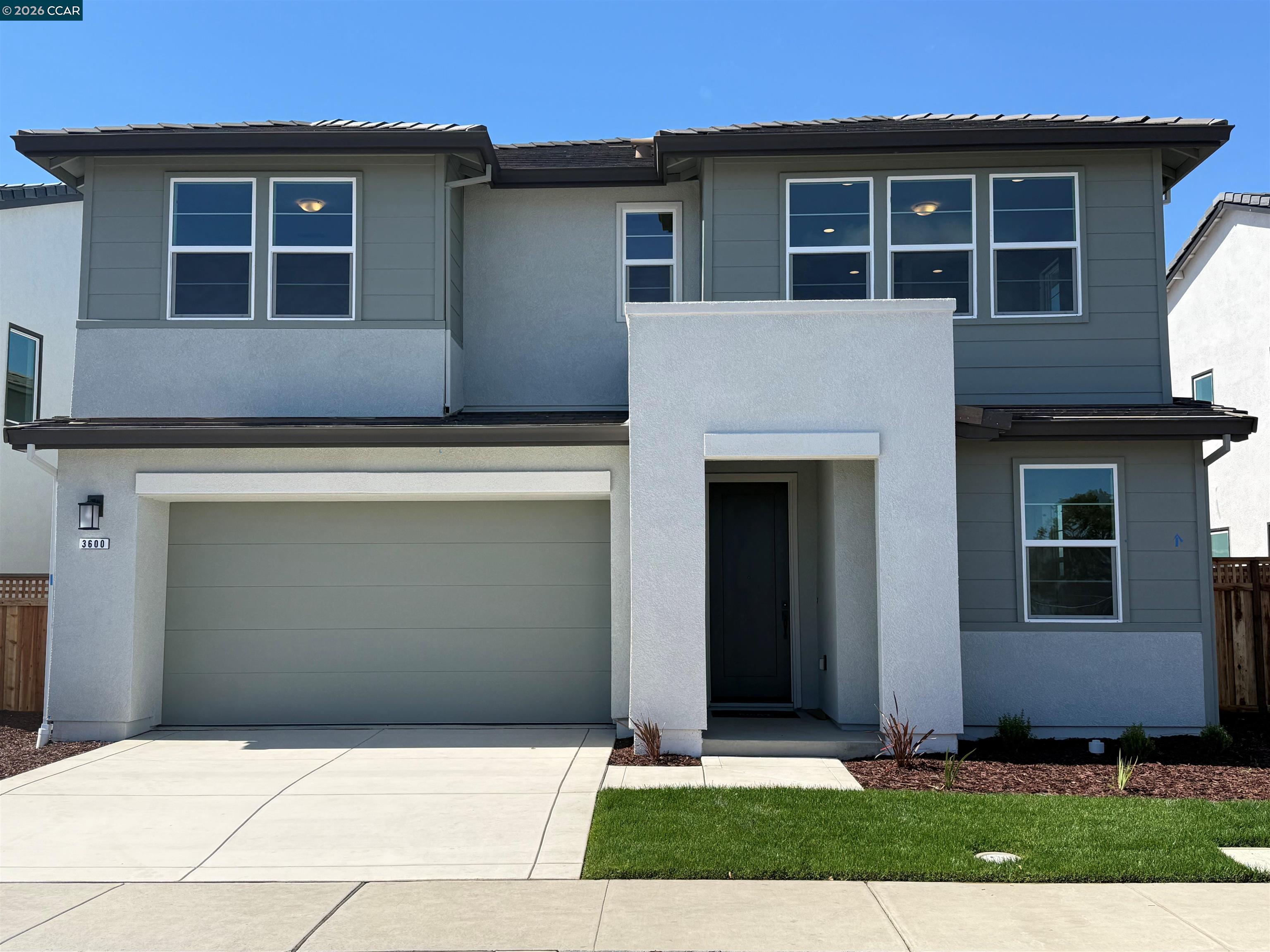 3600 Darnoch — photo