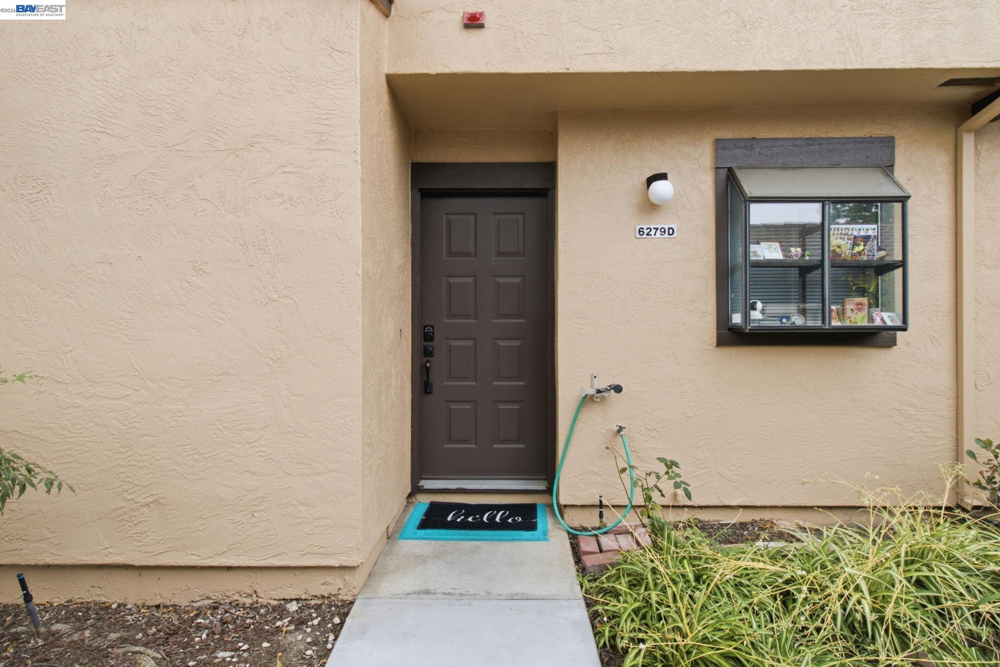 6279 Joaquin Murieta Ave — photo