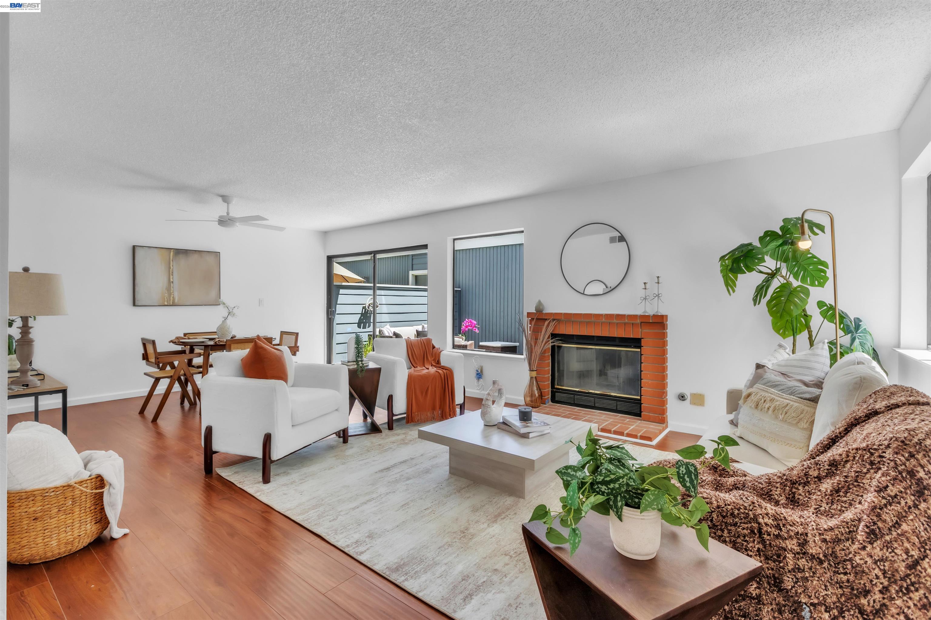 403 Olympus — photo