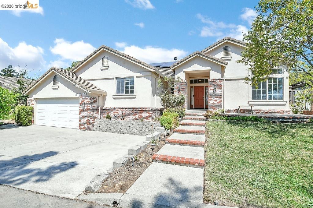 54 Janin Pl — photo