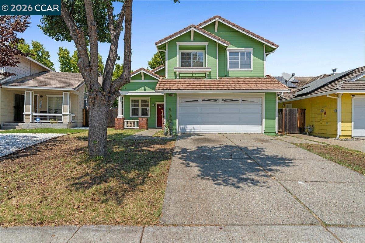 2304 Grassland Way — photo