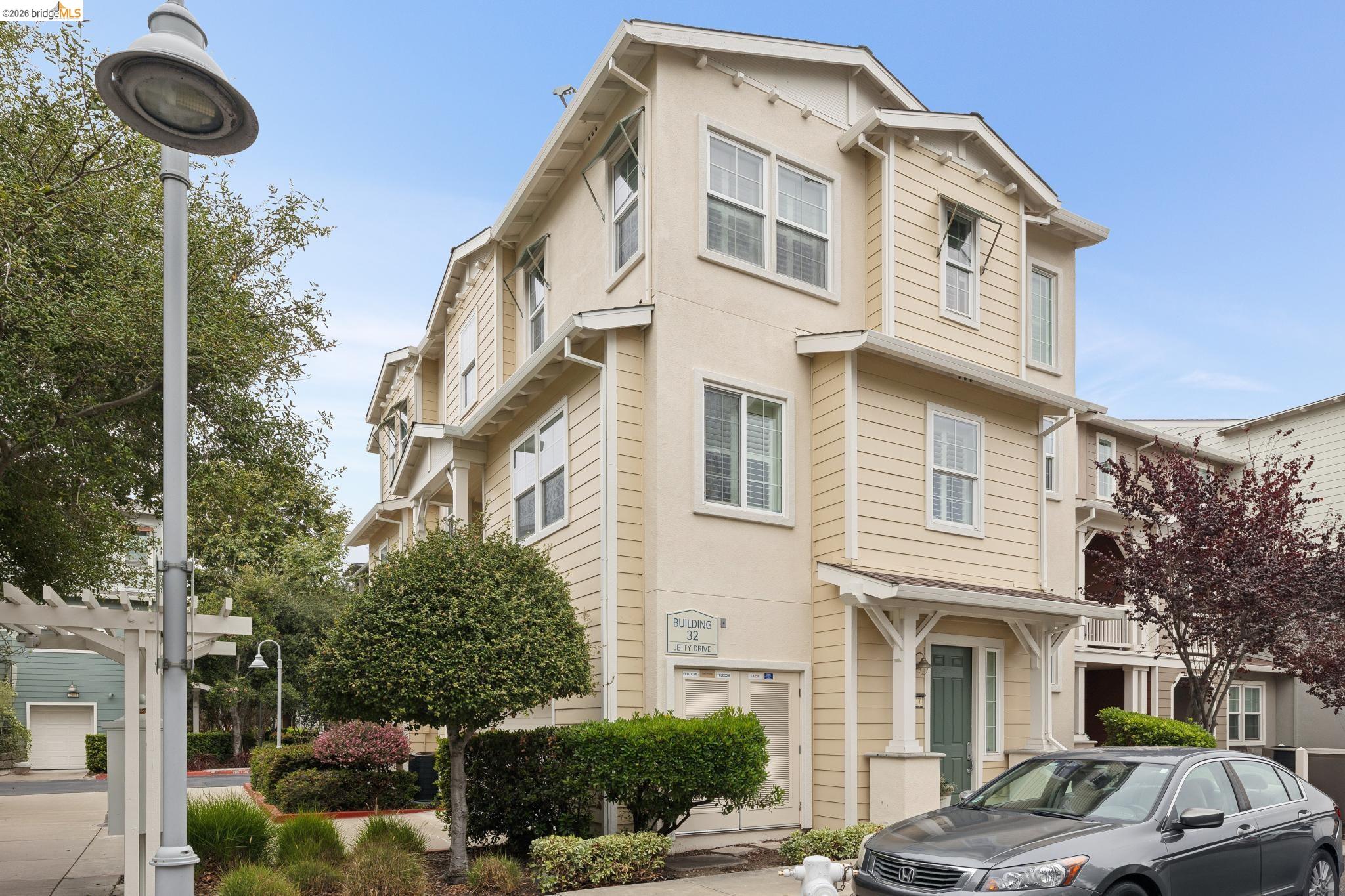3207 Jetty Dr — photo
