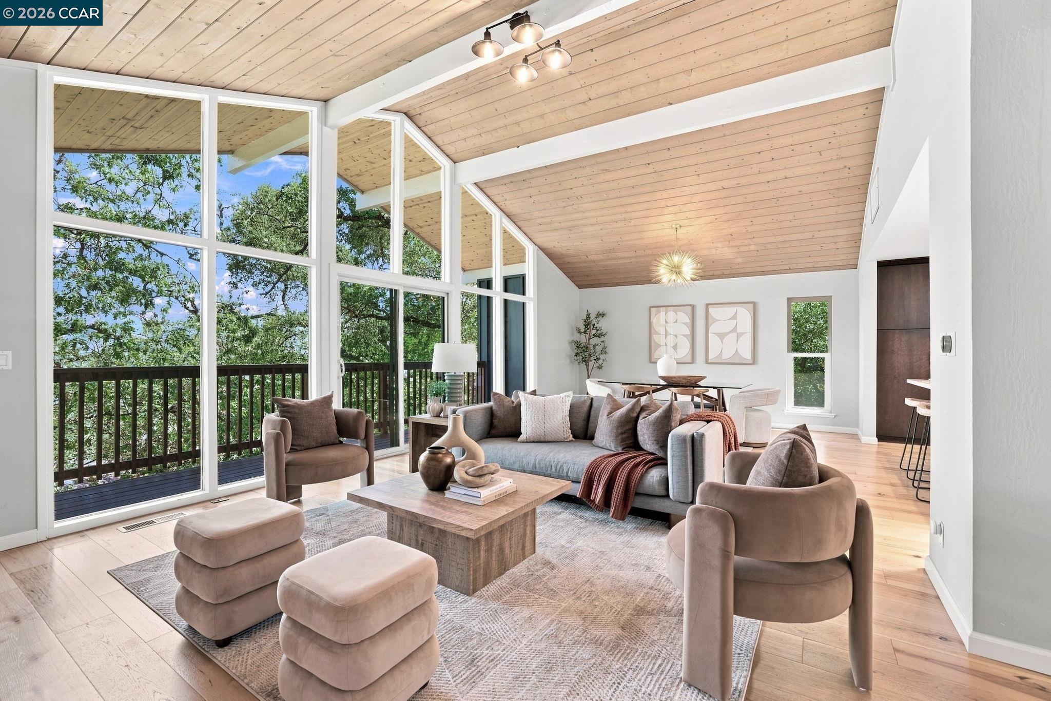 859 Mountain View Dr — photo
