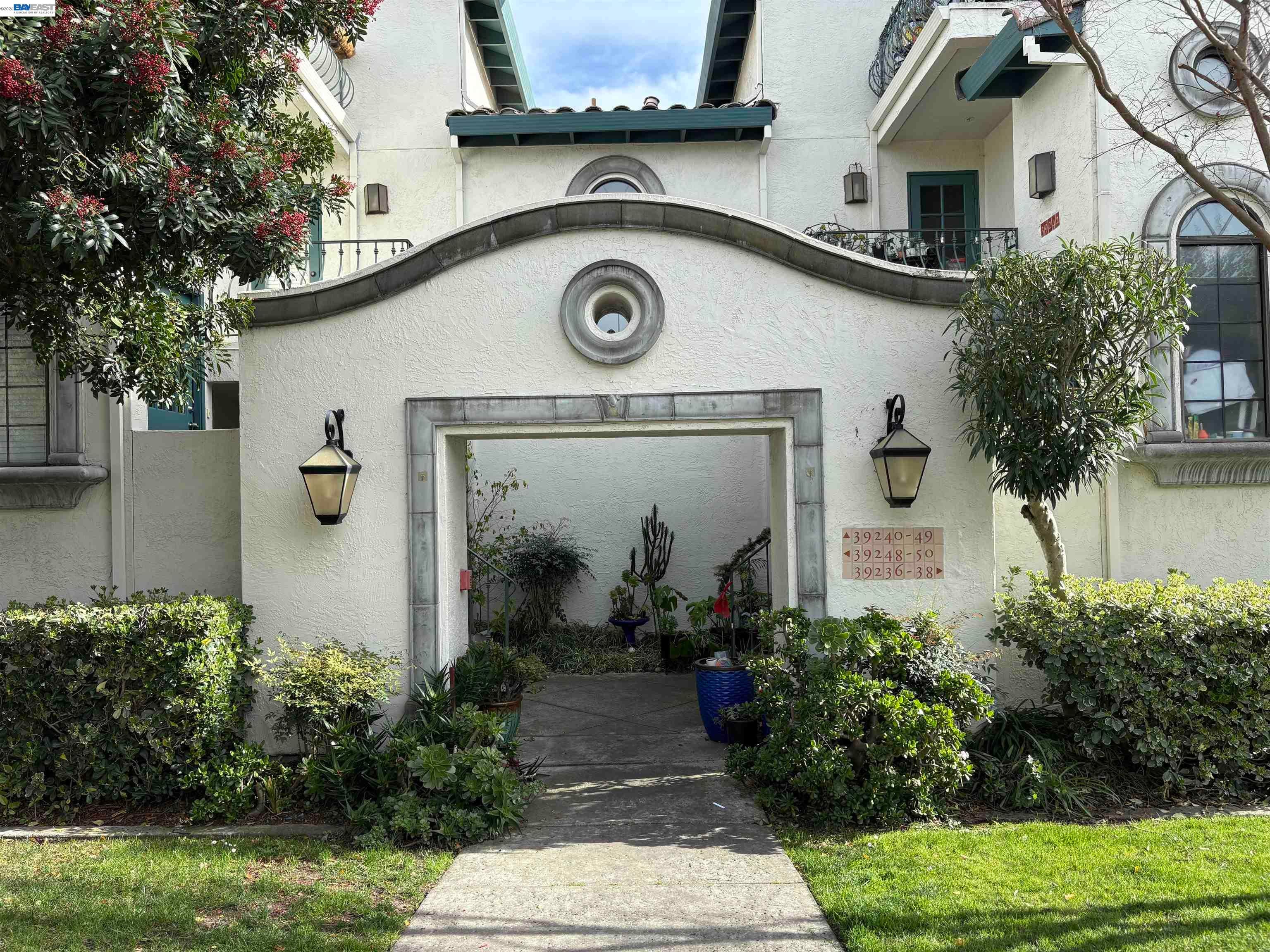 39240 Marbella Terraza — photo