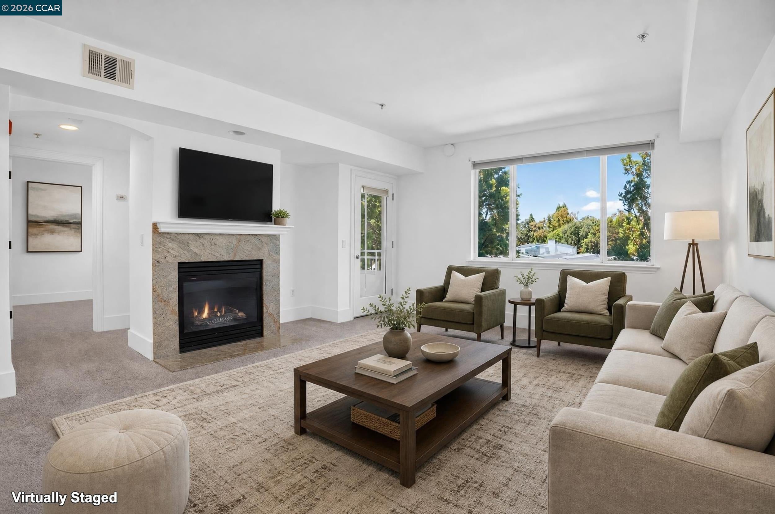 1310 Creekside Dr — photo