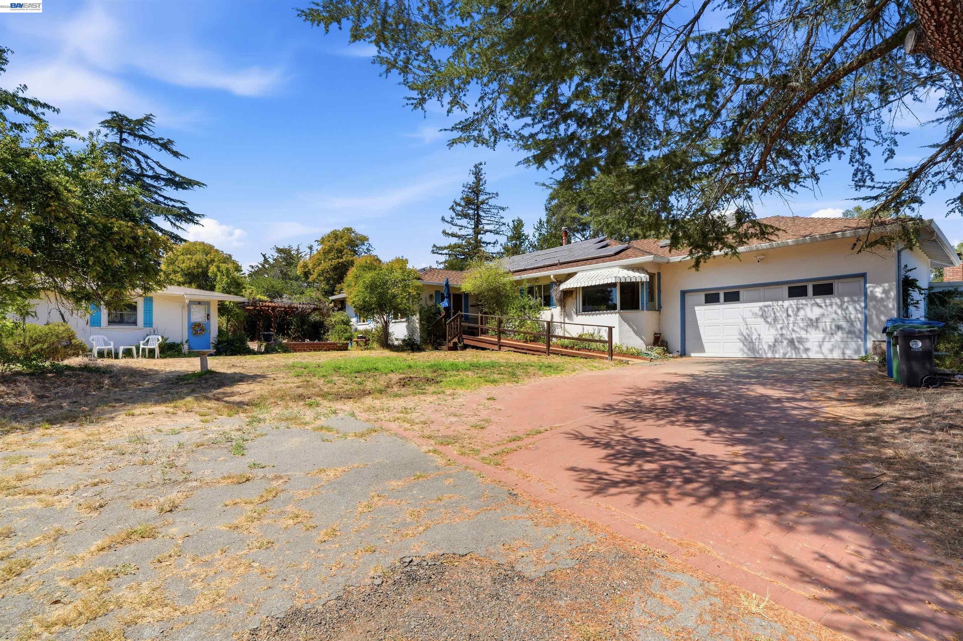 4618 Ewing Rd — photo