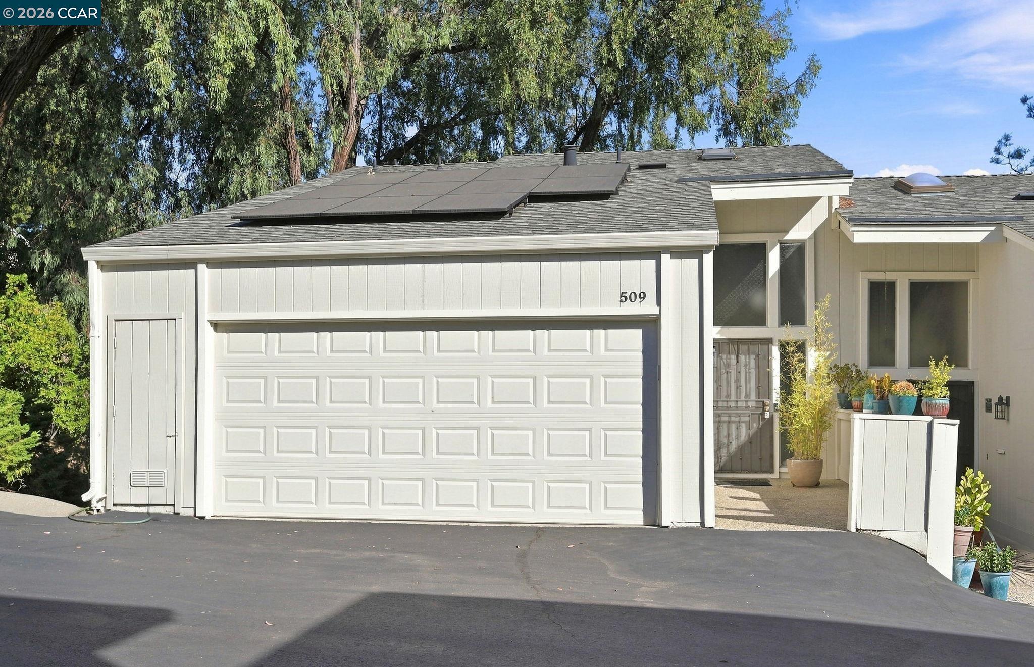 509 Ridgeview Ct — photo