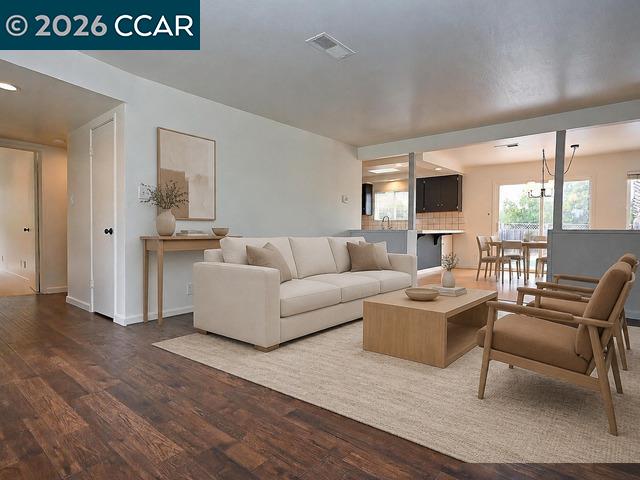 21 Eric Ct — photo