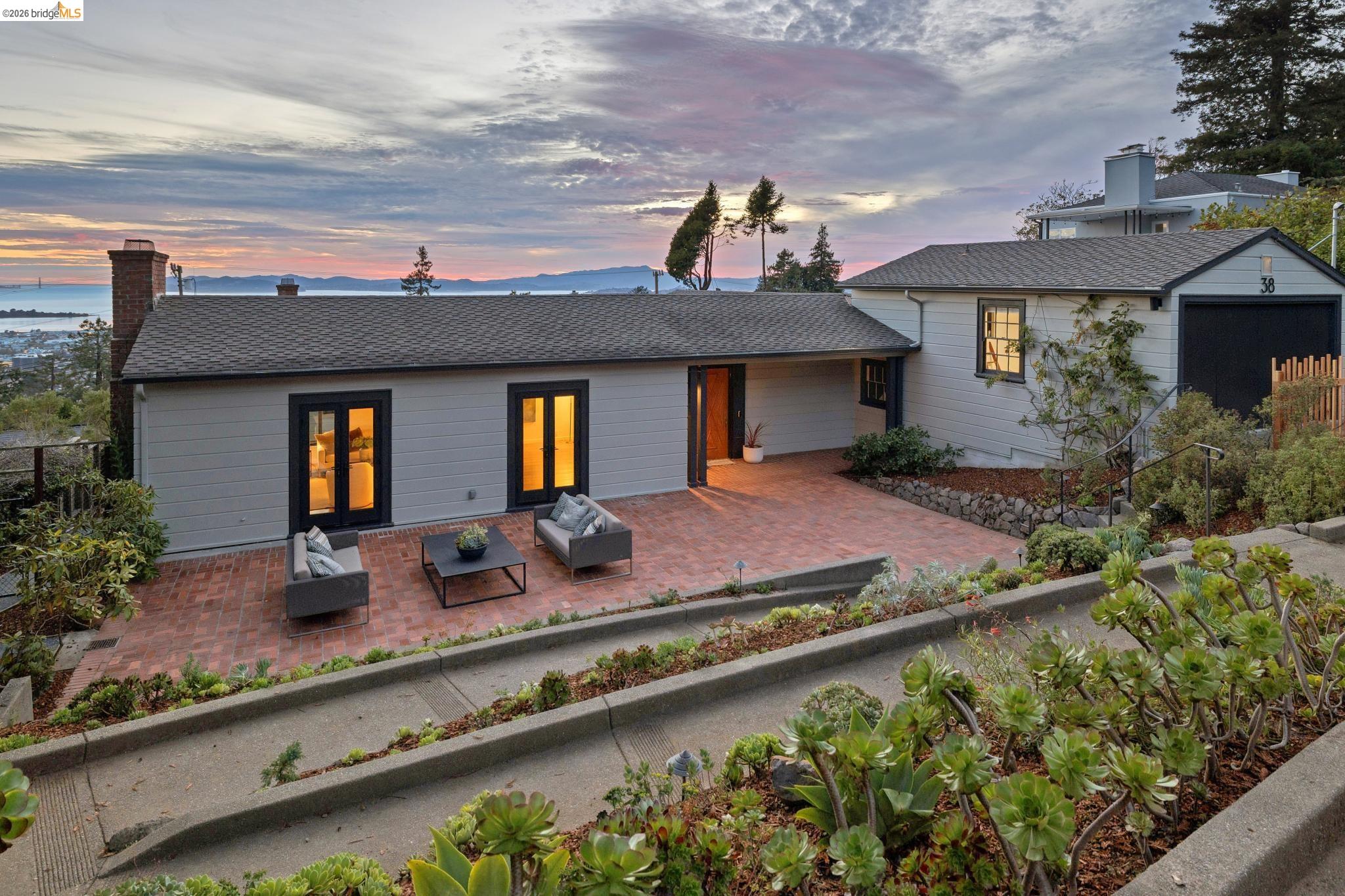 38 Highgate — photo