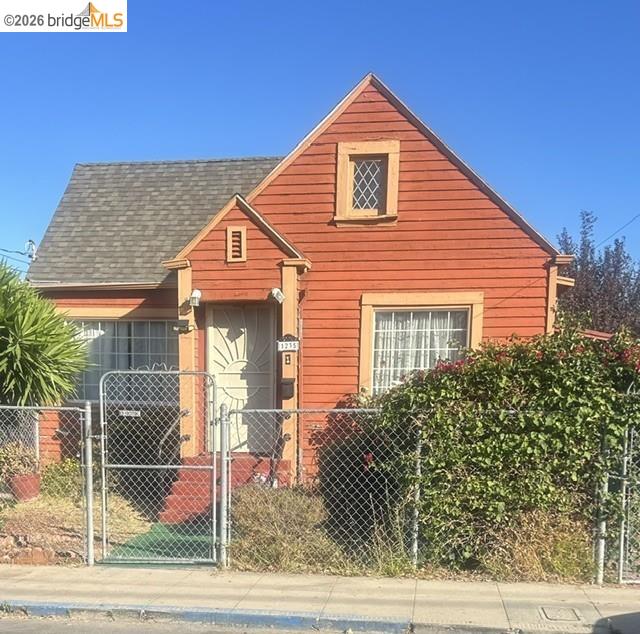 1235 104th Ave — photo