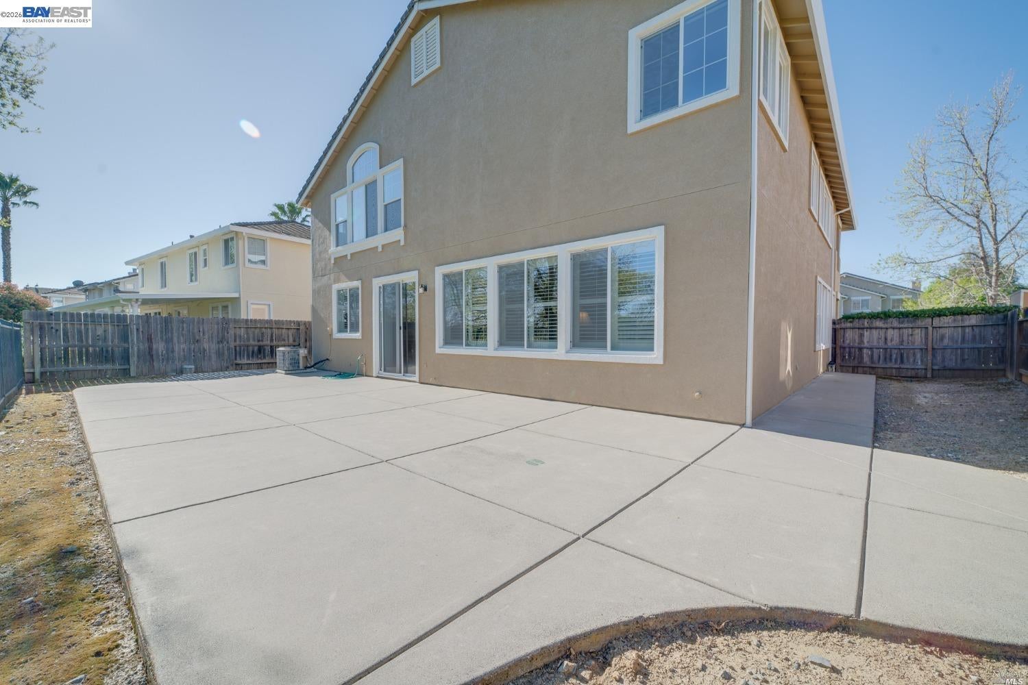 Home in Fairfield, CA 94533 — photo 2