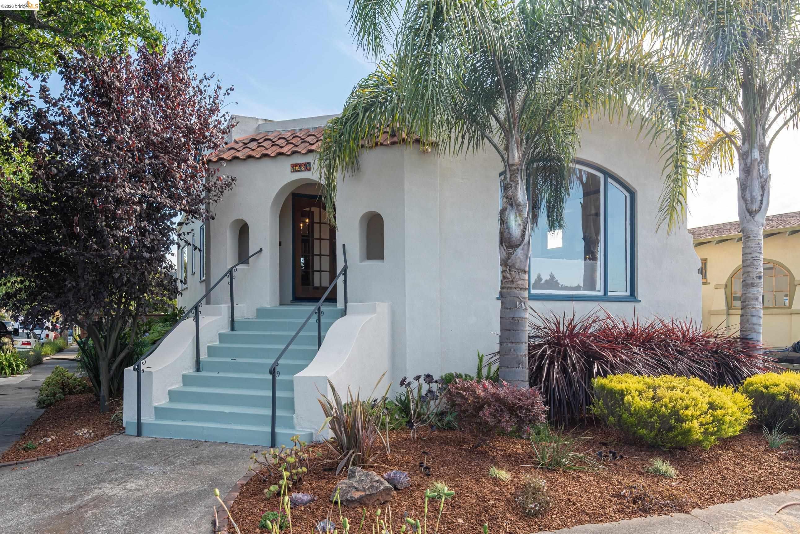 1220 Channing Way — photo