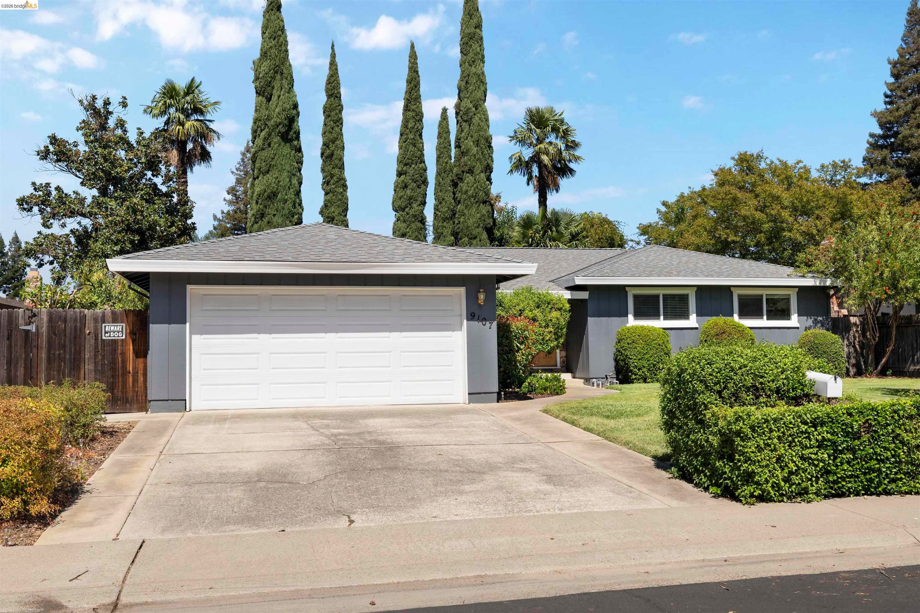 9107 Yount Court — photo
