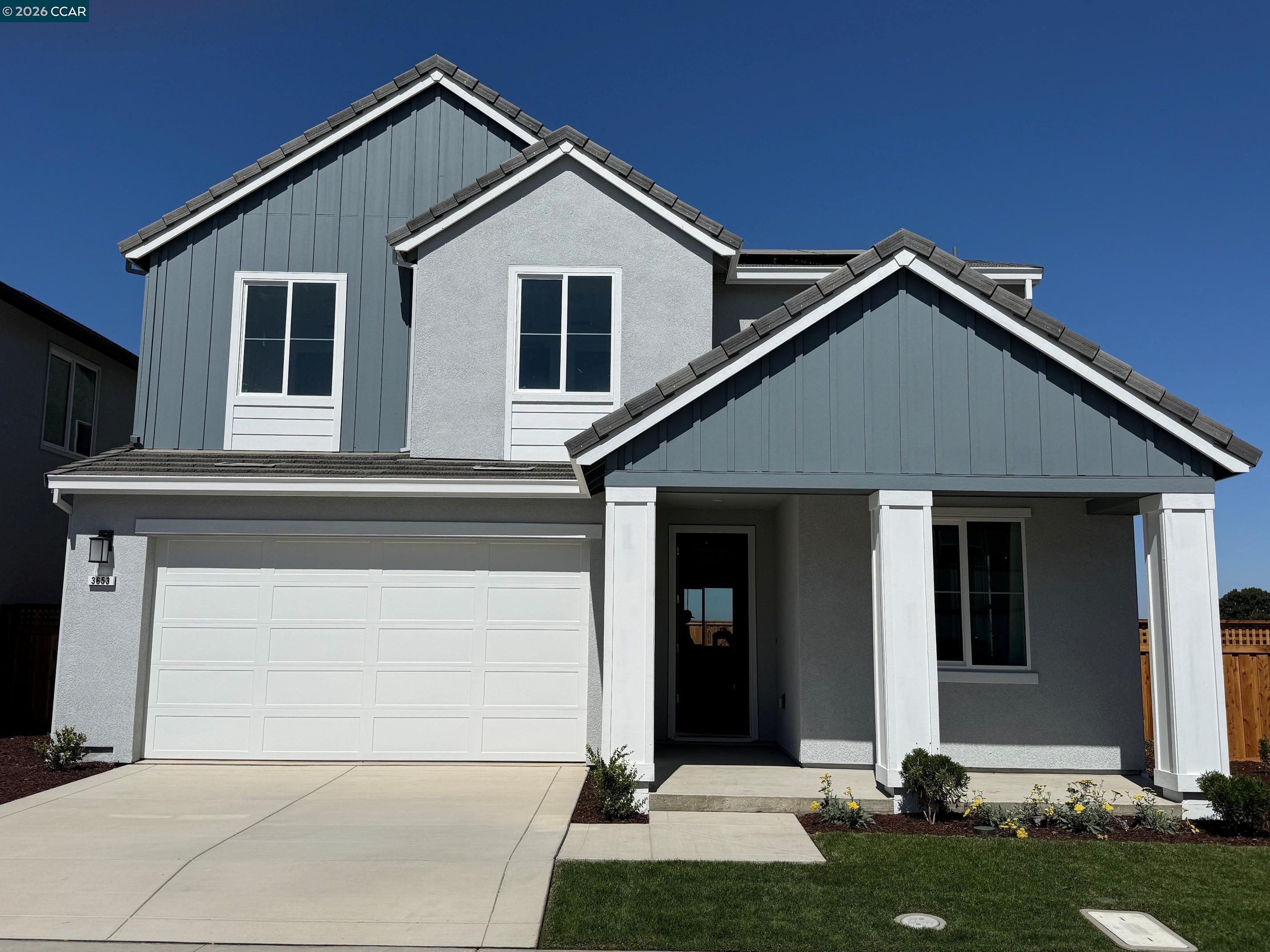 3653 Darnoch Ave. — photo