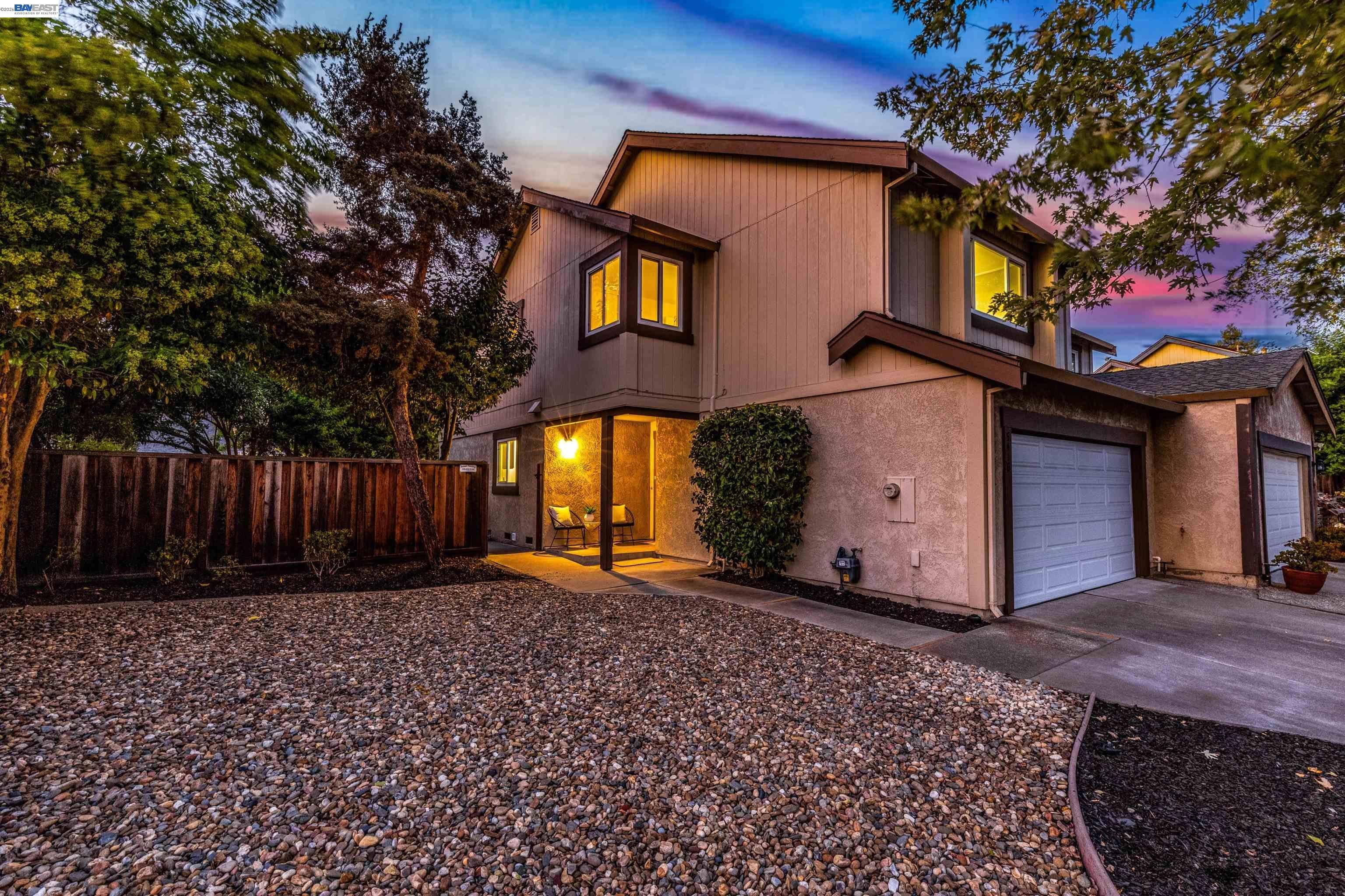 5416 Moonflower Way — photo