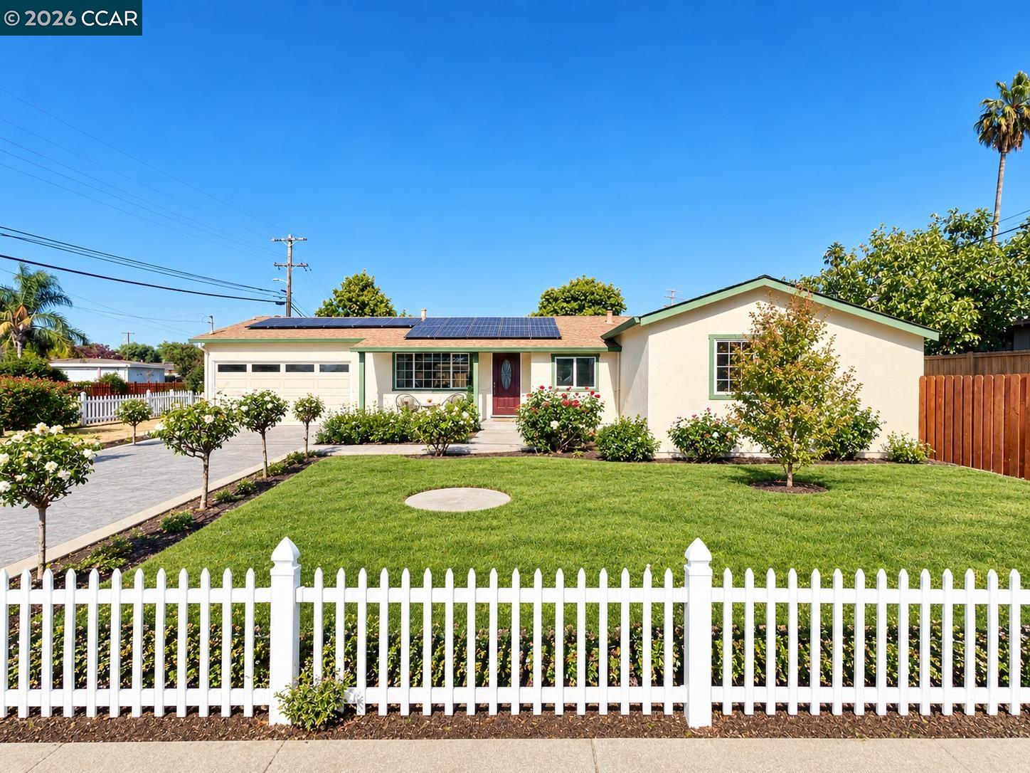 1192 Aspen Dr — photo