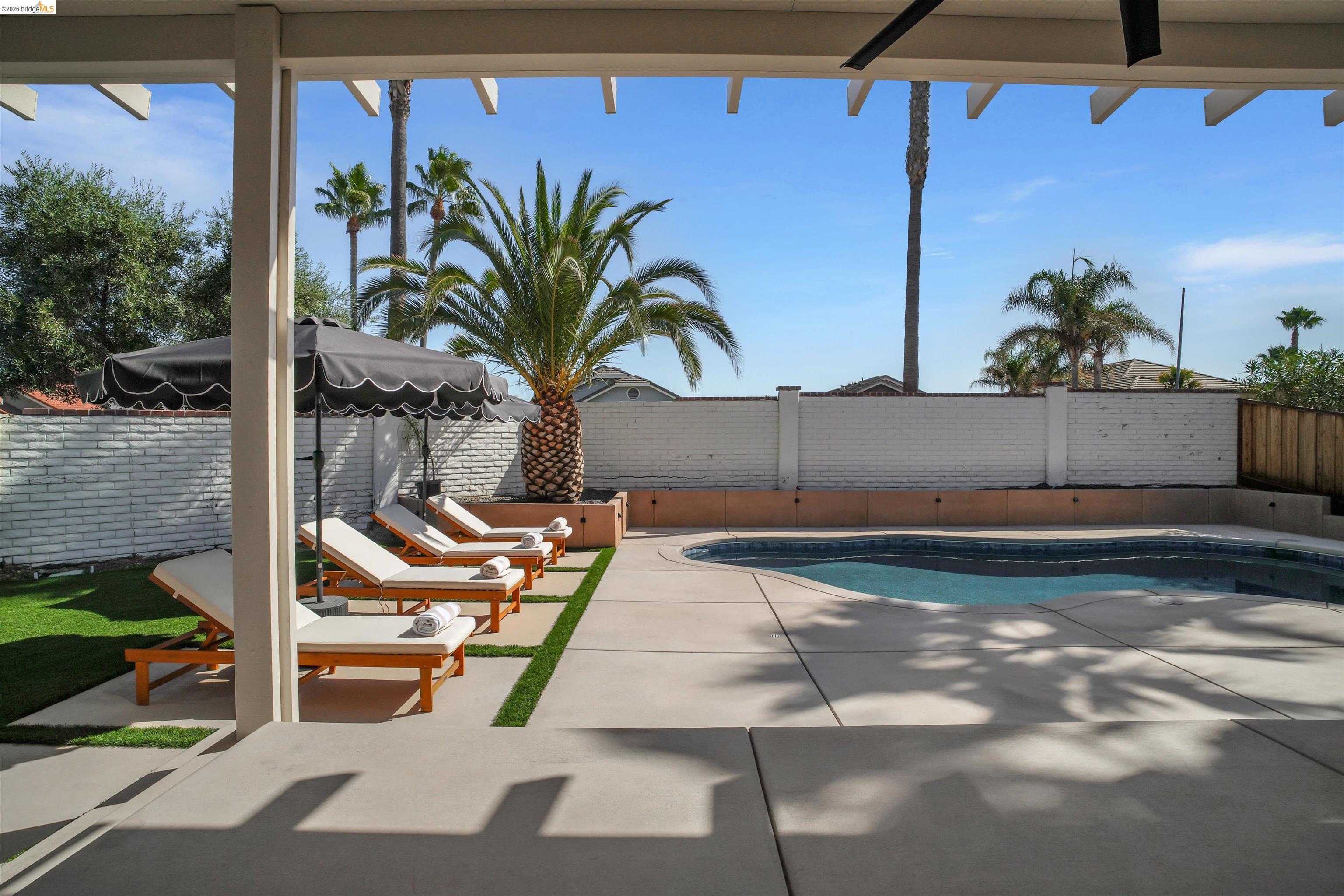 2331 Newport Pl — photo