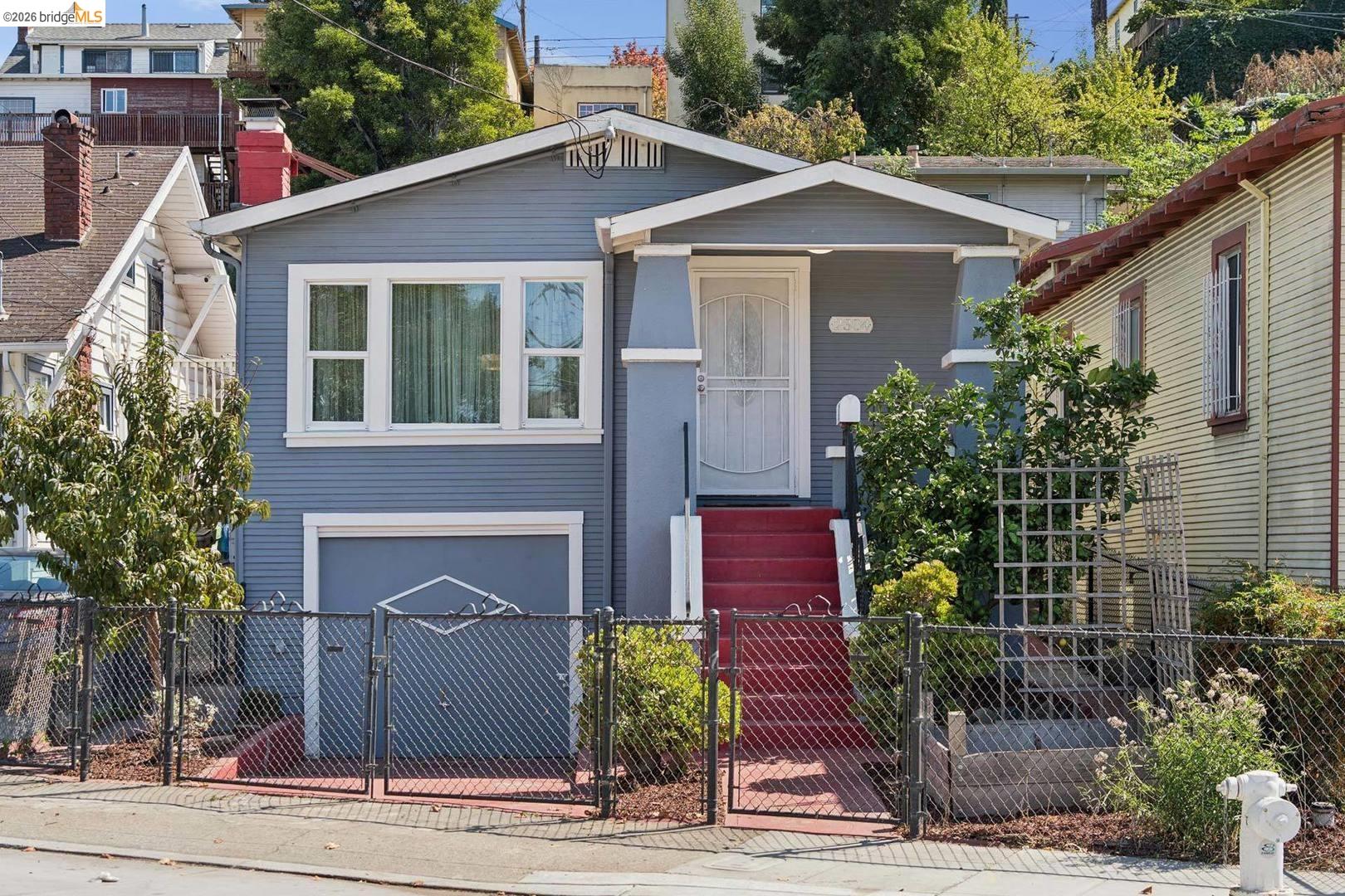 2304 14th Ave — photo