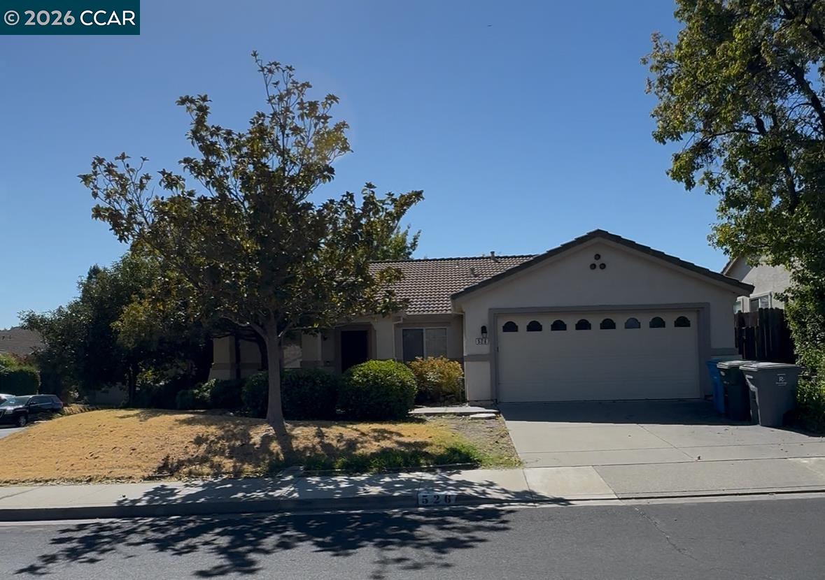 526 Woodcrest Dr — photo