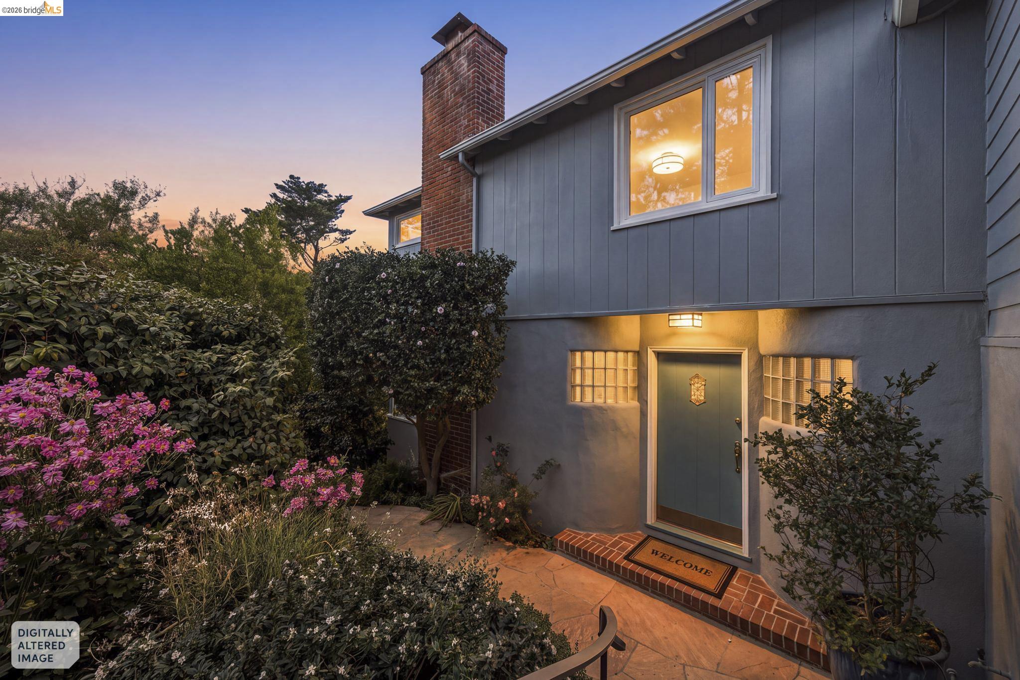 2556 Carisbrook Dr — photo