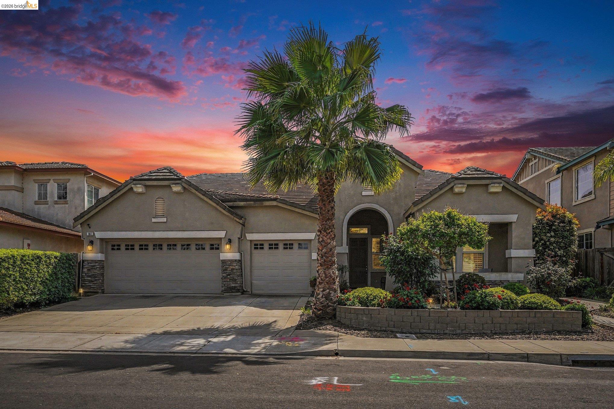 161 Monet Dr — photo