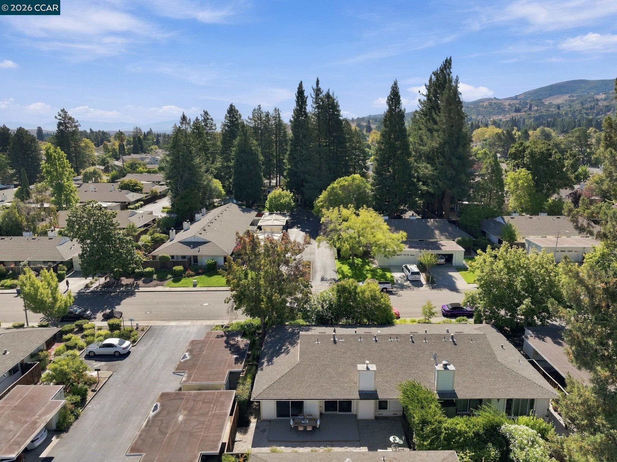 2632 Shadow Mountain Dr — photo