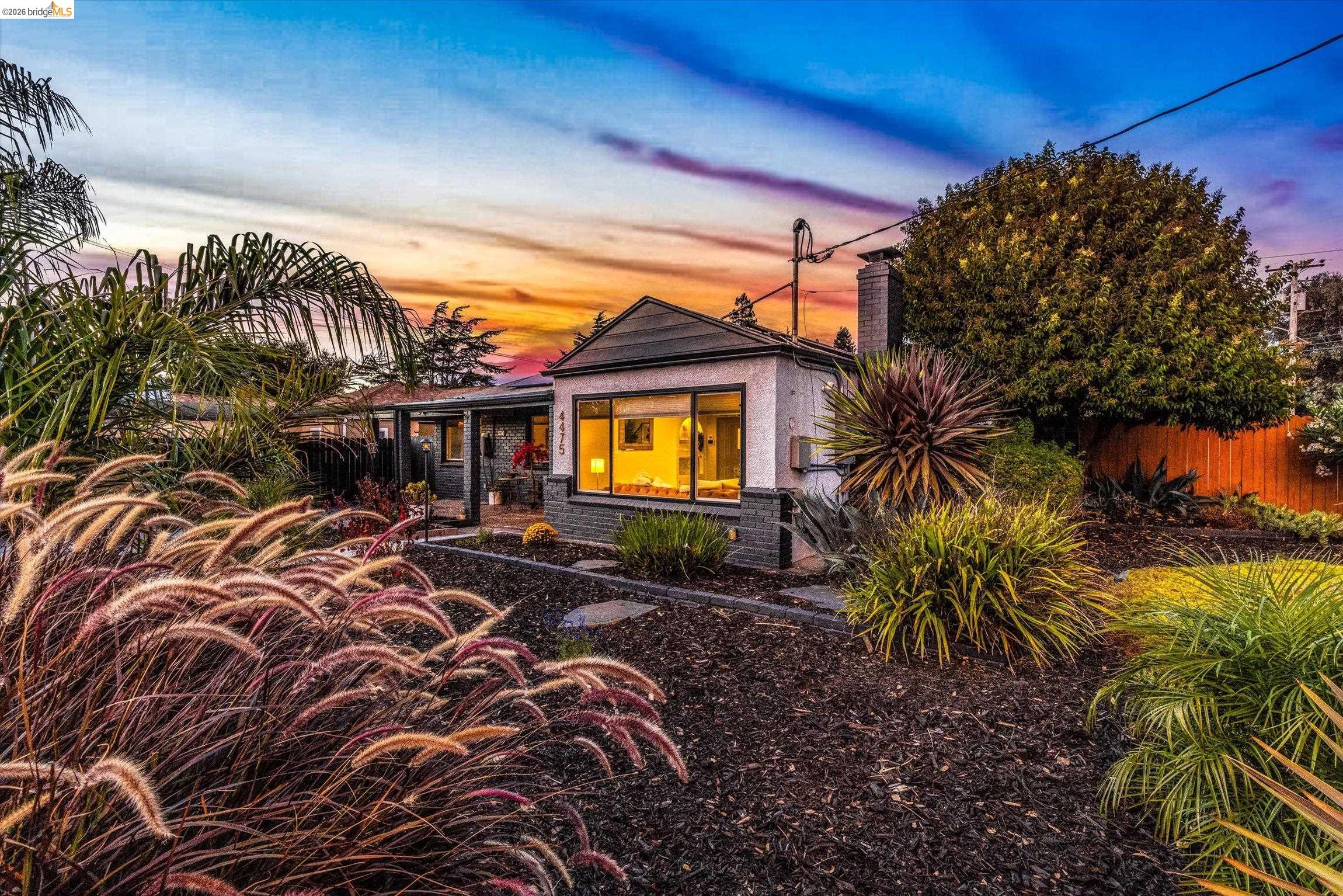 4475 Wesley — photo
