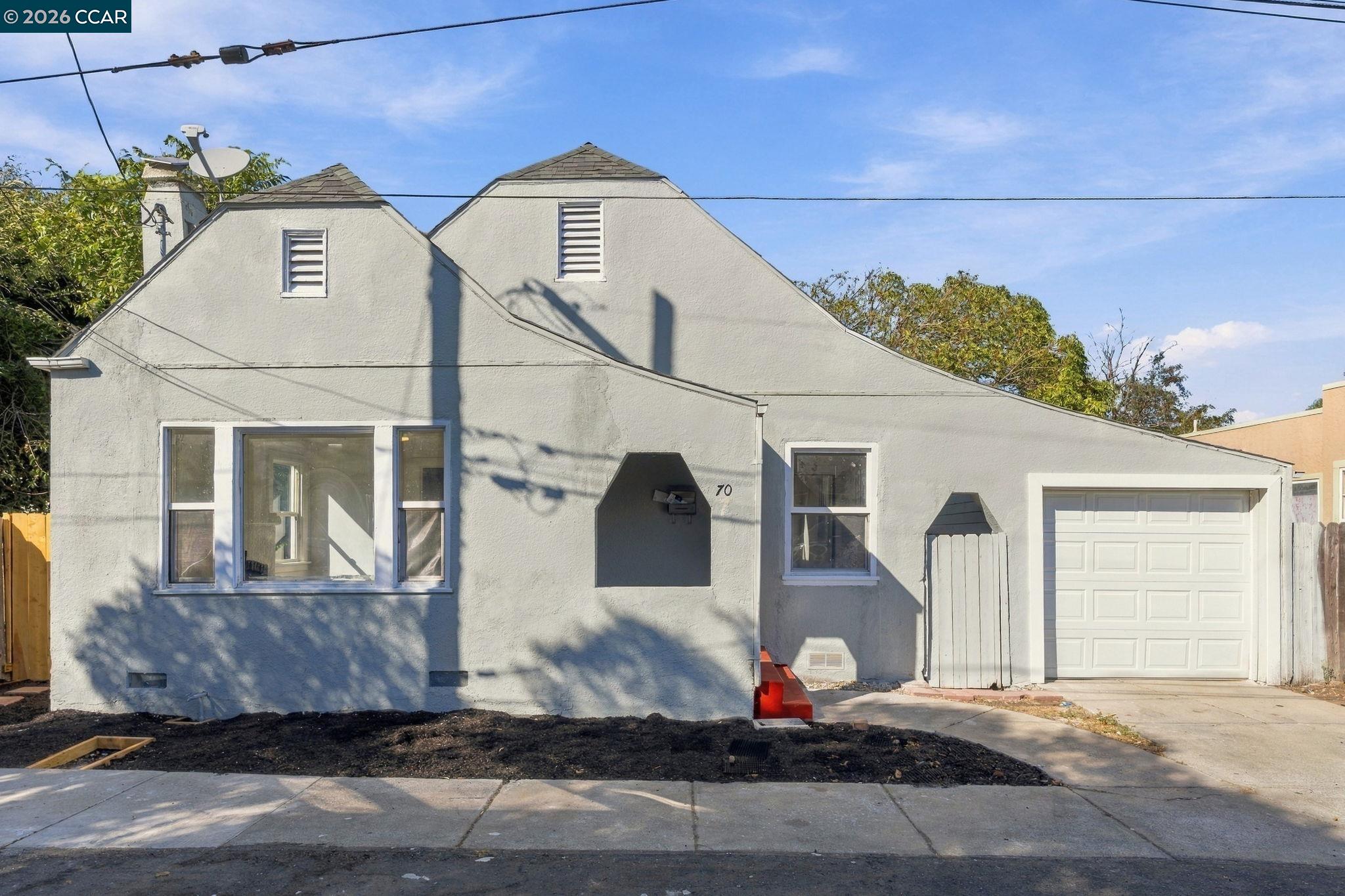 70 W Rose Ave — photo