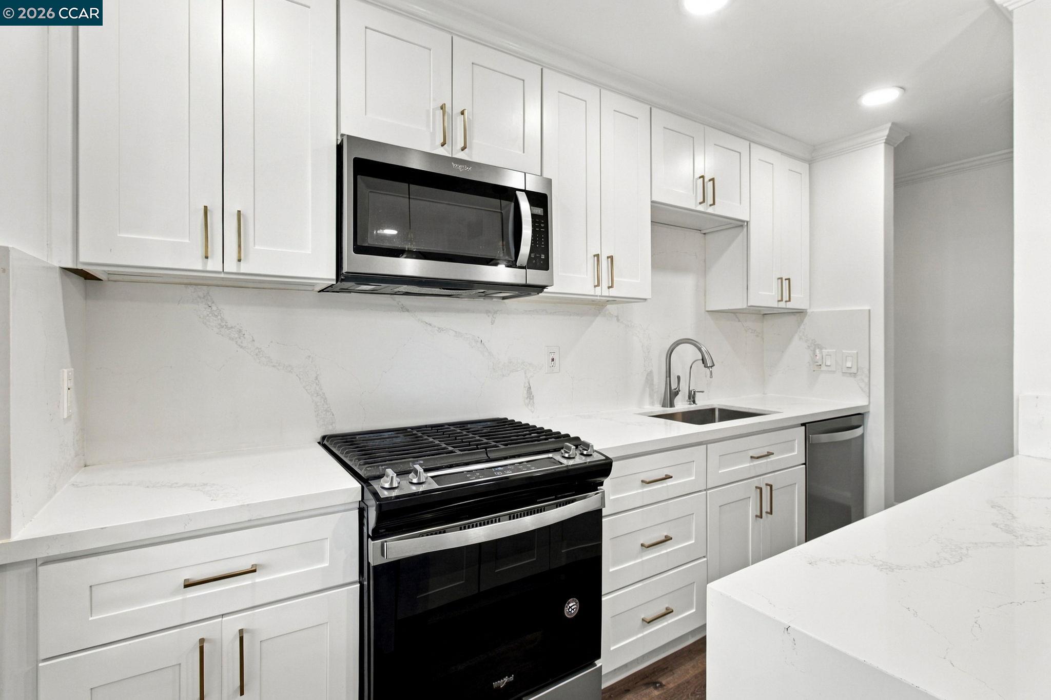 1001 Murrieta Blvd #104 — photo