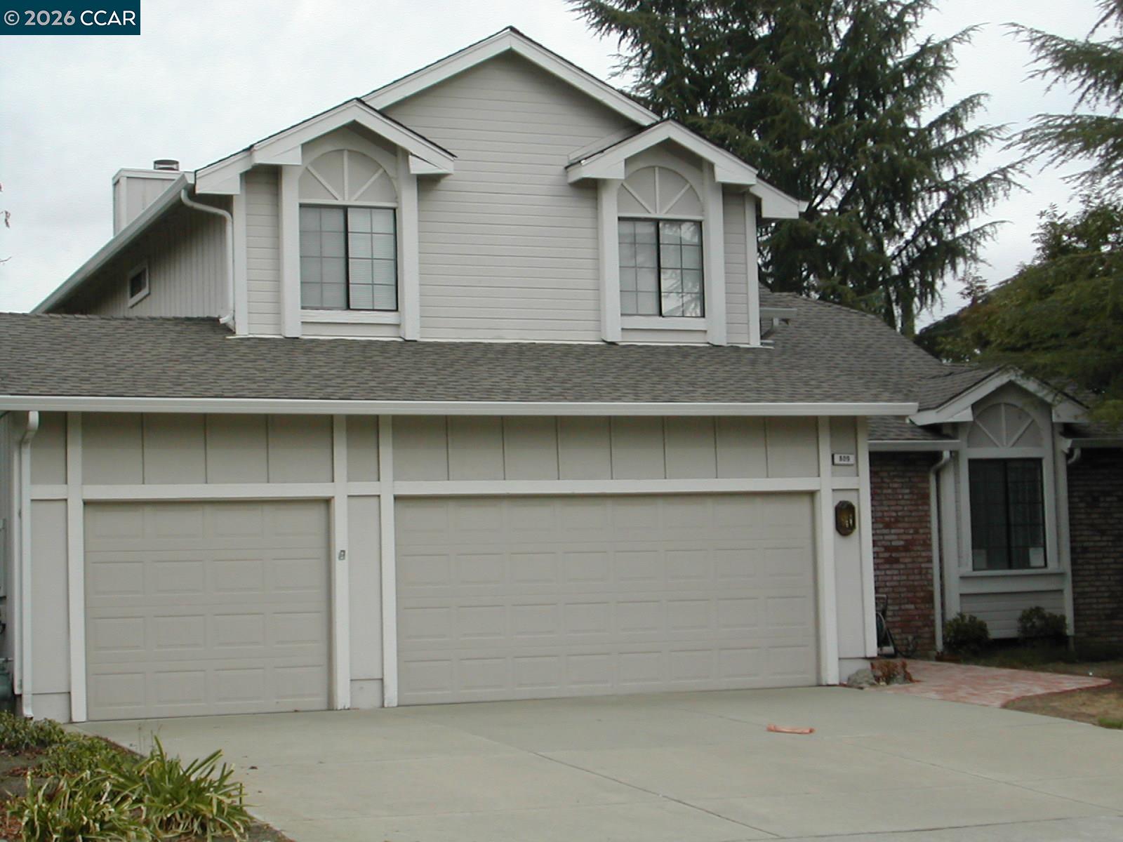 809 Bluerock Dr — photo