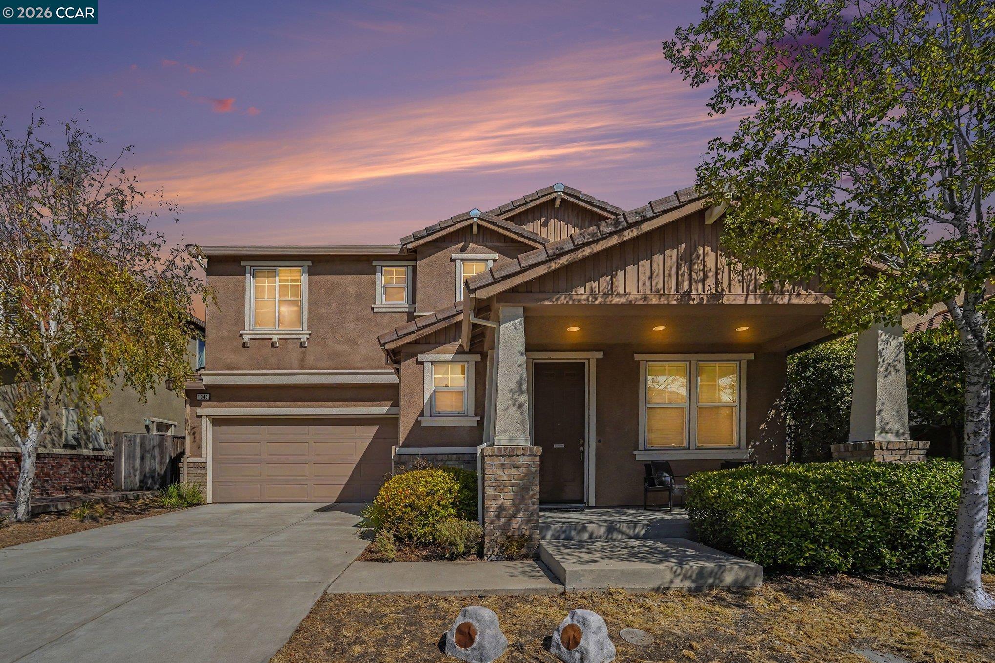 1043 Ashbridge Bay Dr — photo