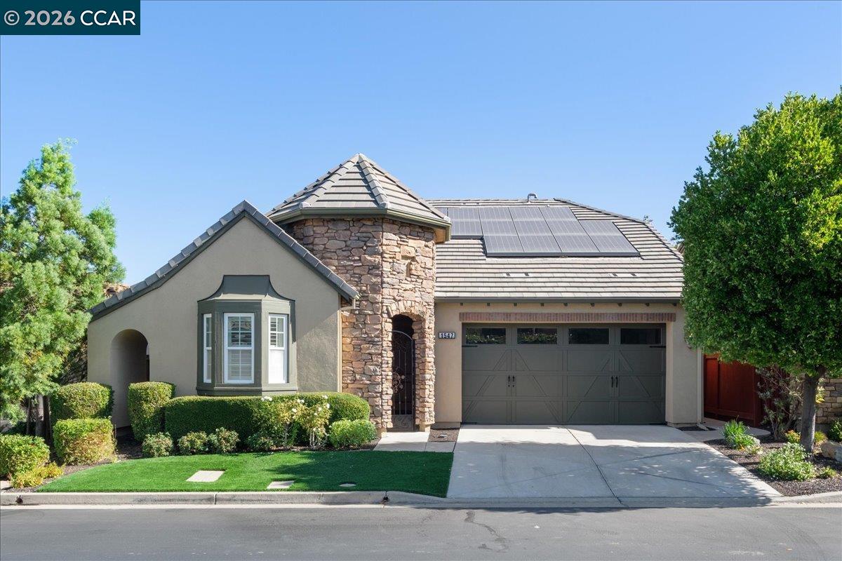 1547 Symphony Cir — photo