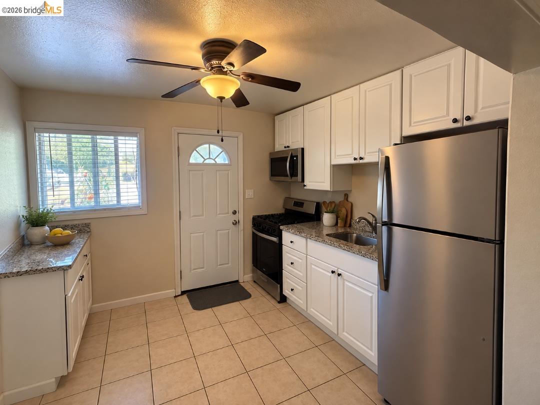 31 Sunset Dr #a — photo