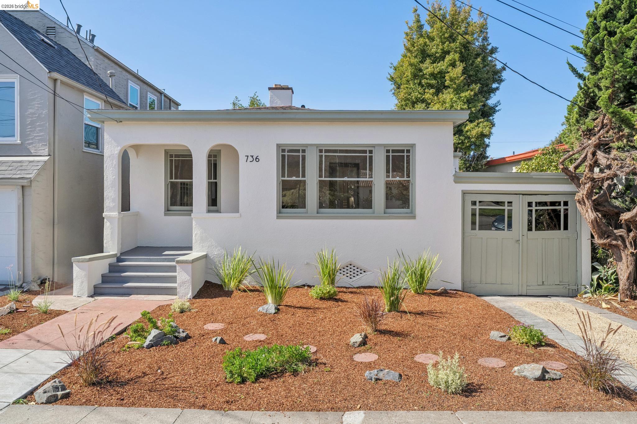736 Key Route Blvd — photo