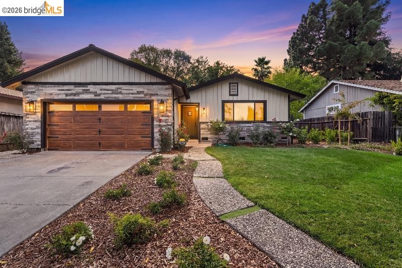 4421 Meadowlark Dr — photo