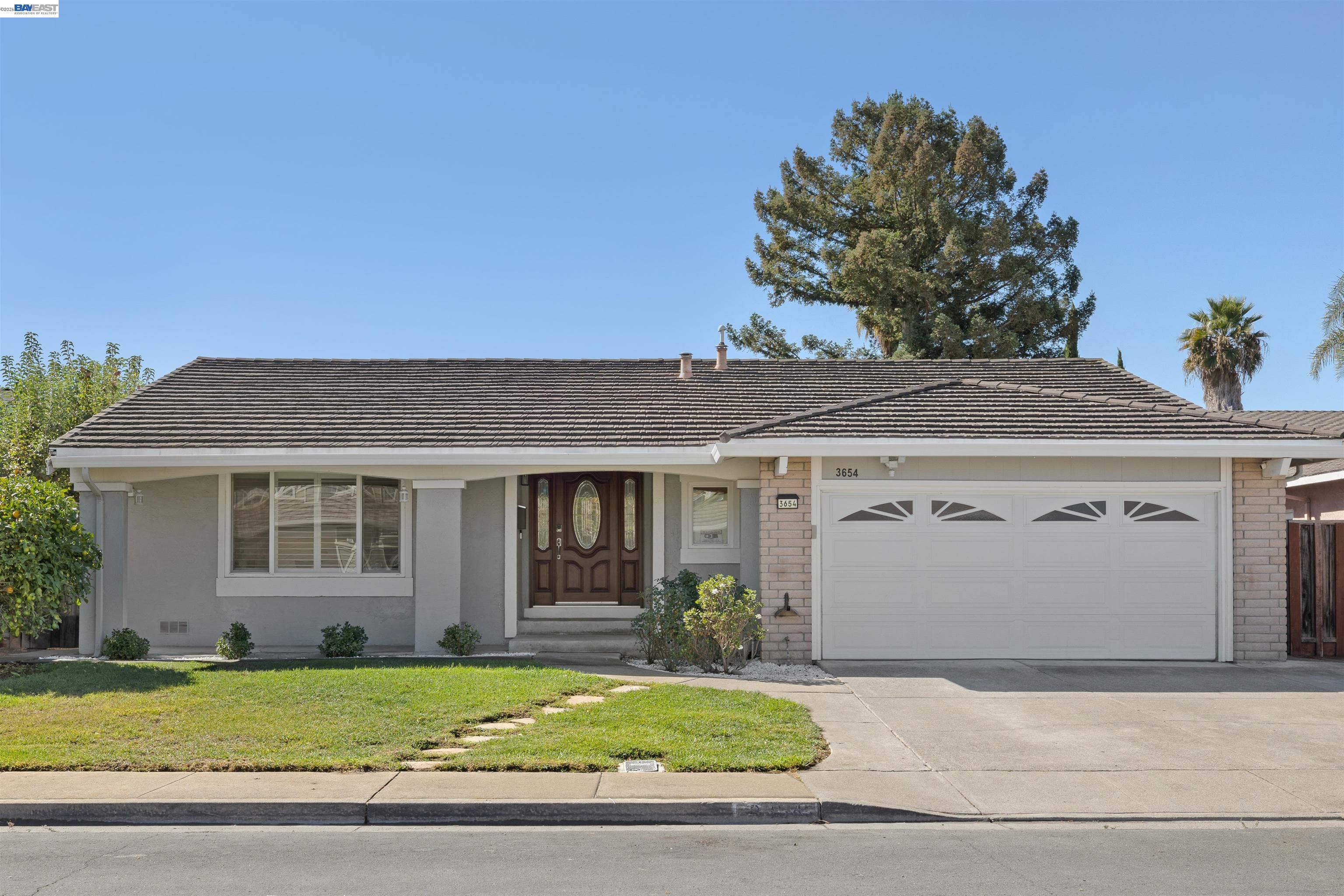 3654 Wyndham Dr — photo