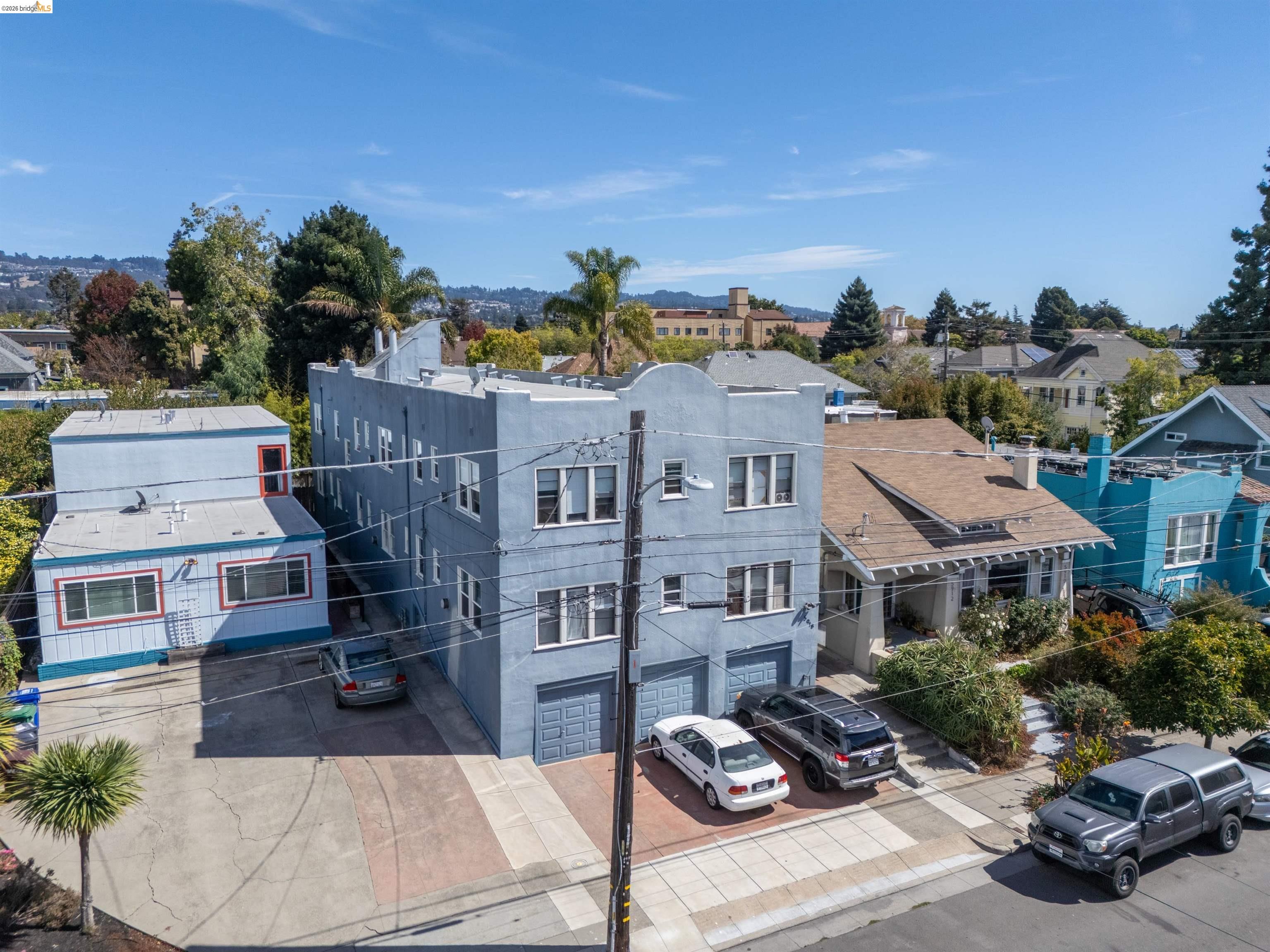 5918 Genoa St — photo