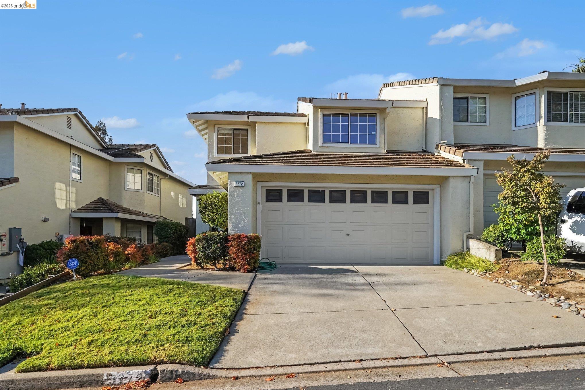 5272 Pebble Glen Dr — photo