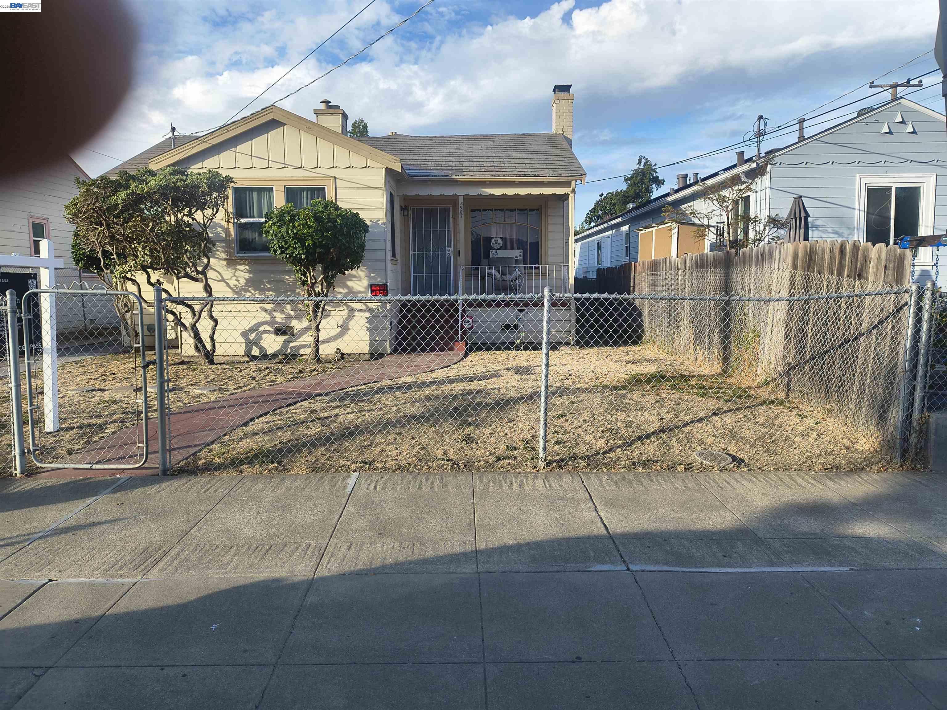 8507 Birch St — photo