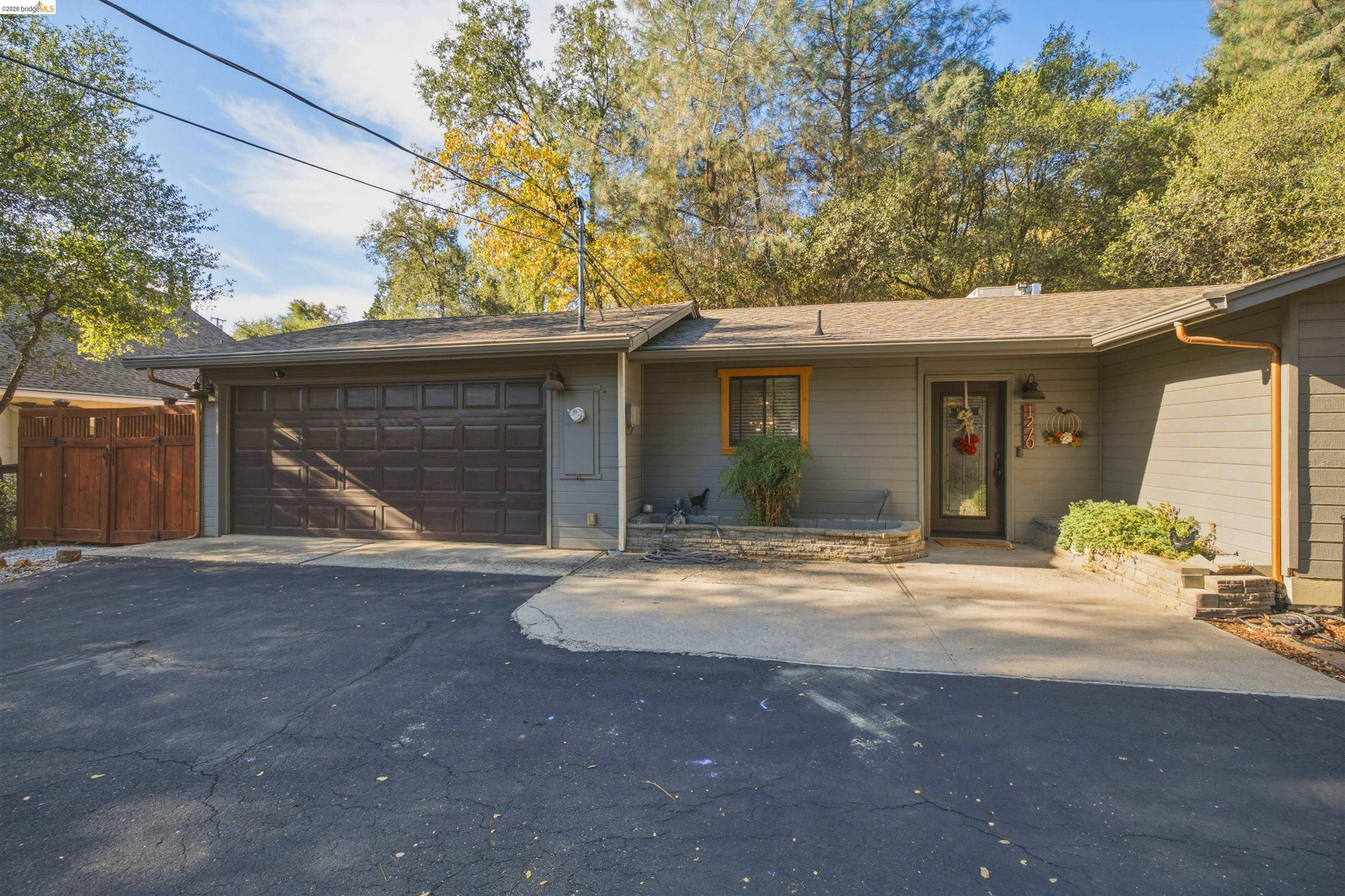 1270 Shaws Flat Rd — photo