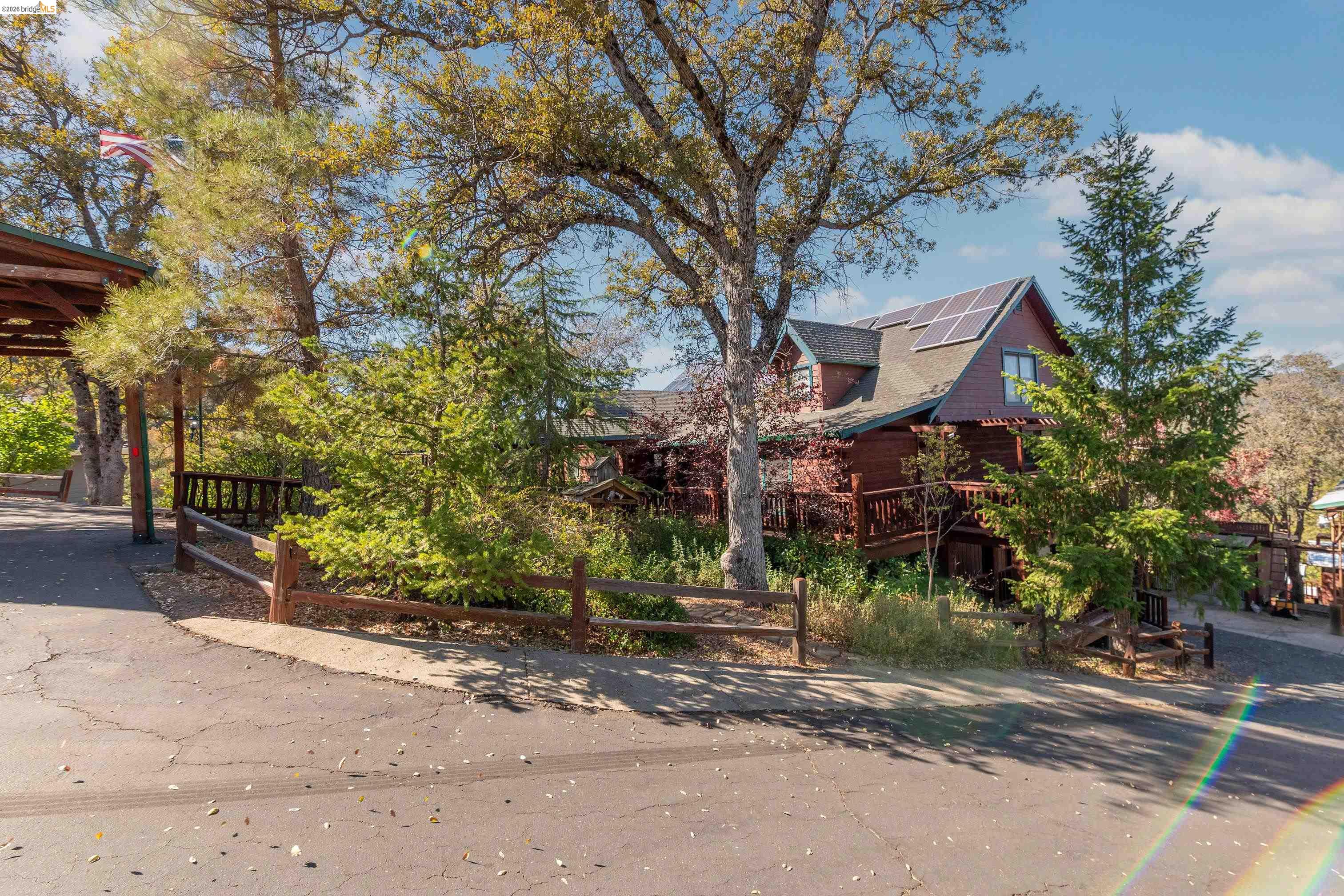 15800 Ridgefield Ct. — photo
