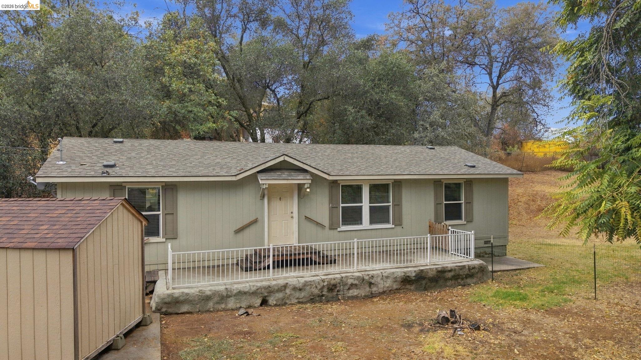 11952 Campo Seco Rd — photo