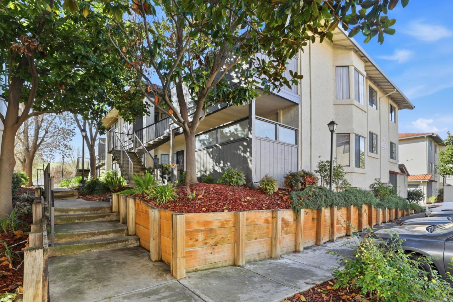 403 Kenbrook Circle — photo