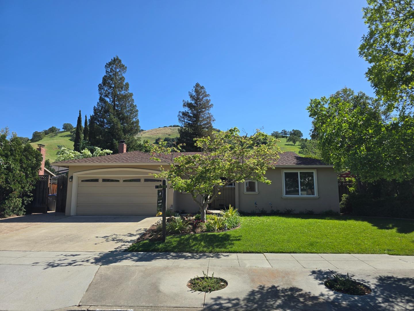 536 Curie Drive — photo