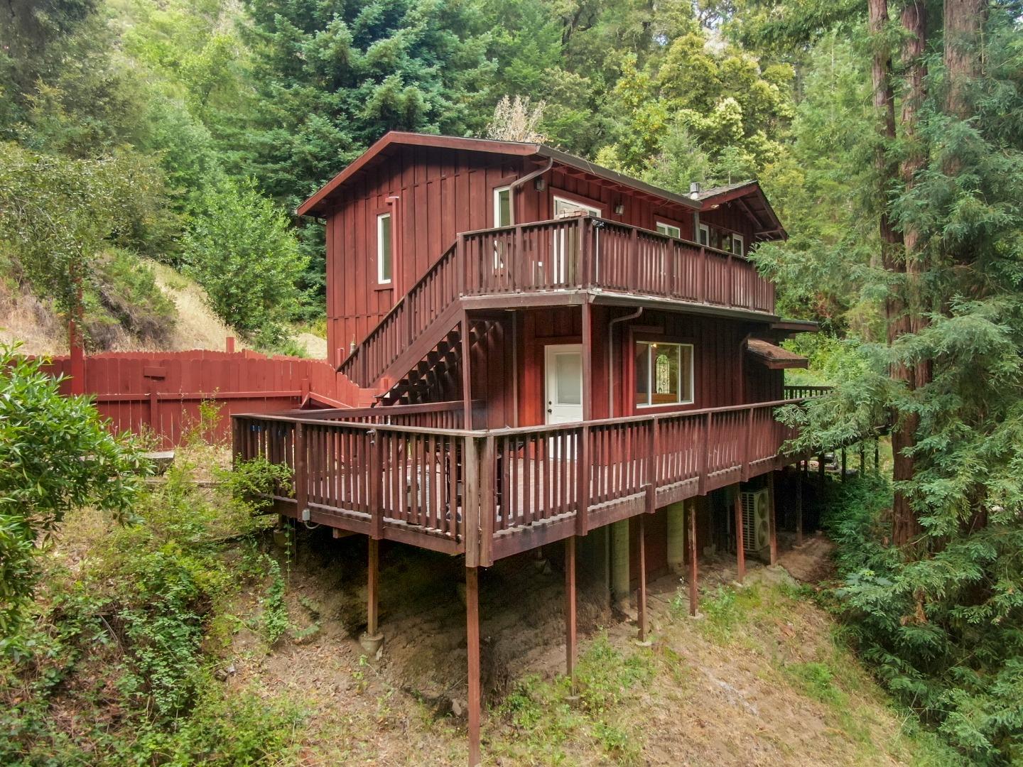 975 Logan Creek Road — photo